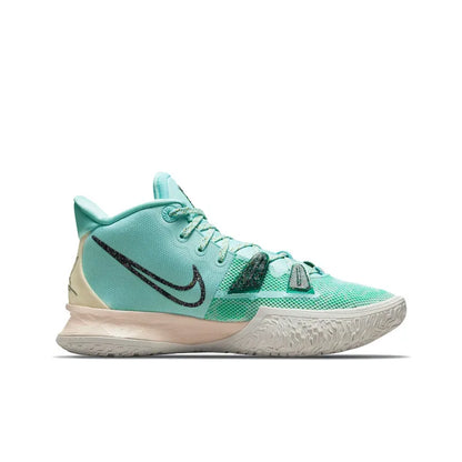 Nike Kyrie 7 &