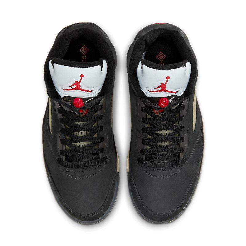 Air Jordan 5 Retro &