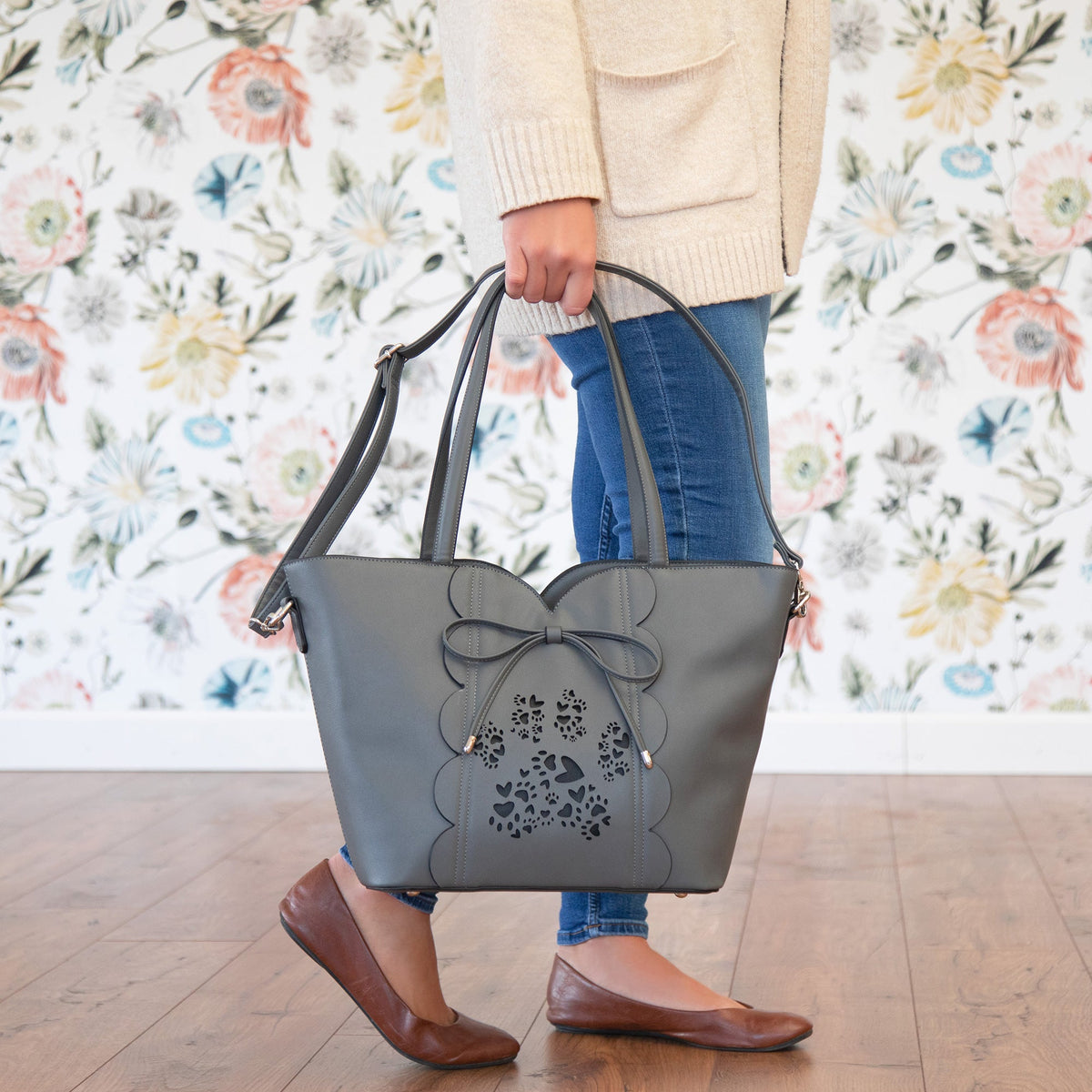 Bow &amp; Hearts Paw Print Handbag
