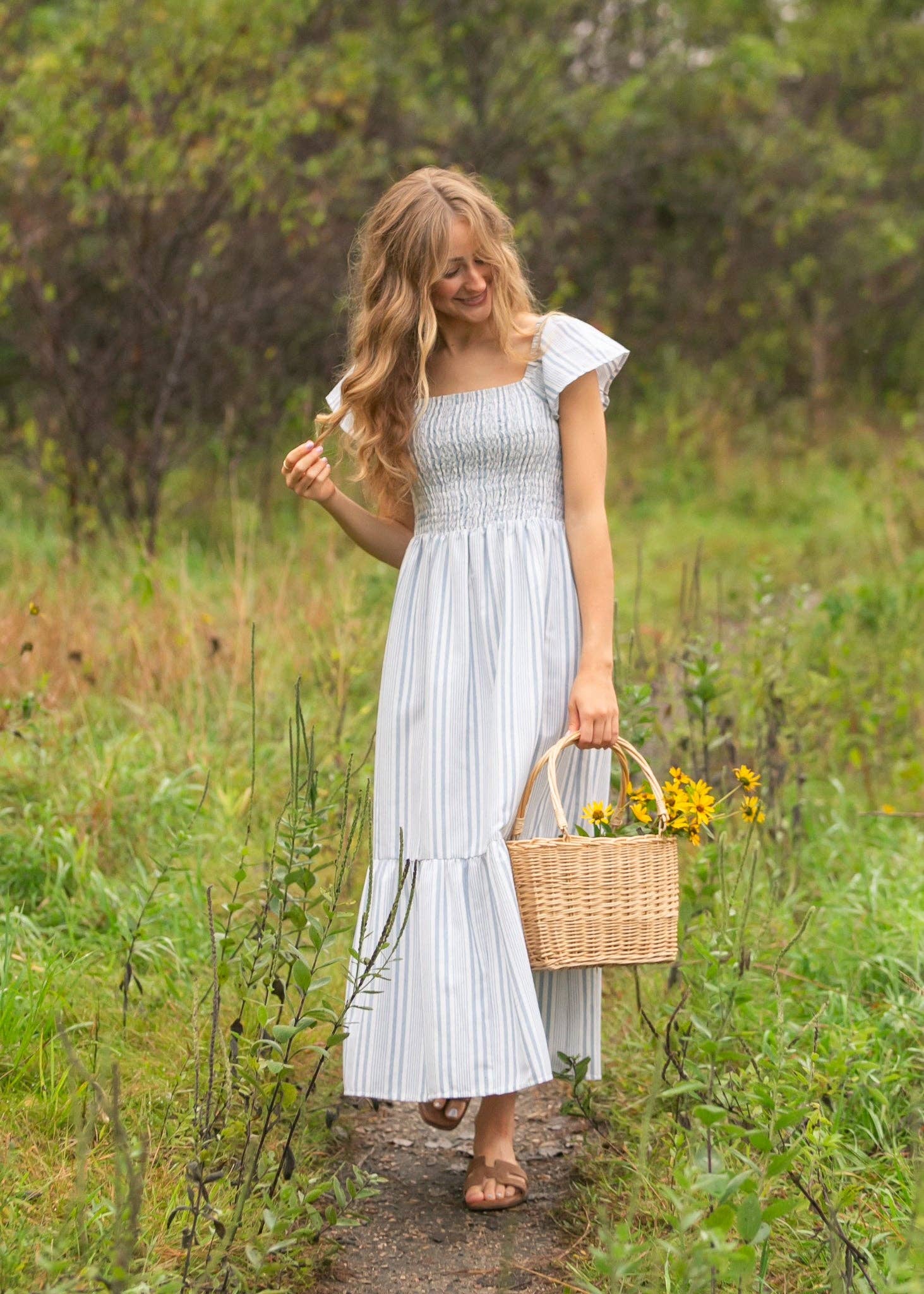 Summer Flutter Sleeve Midi Dress: XL