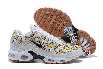 Nike Air Max Plus QS &