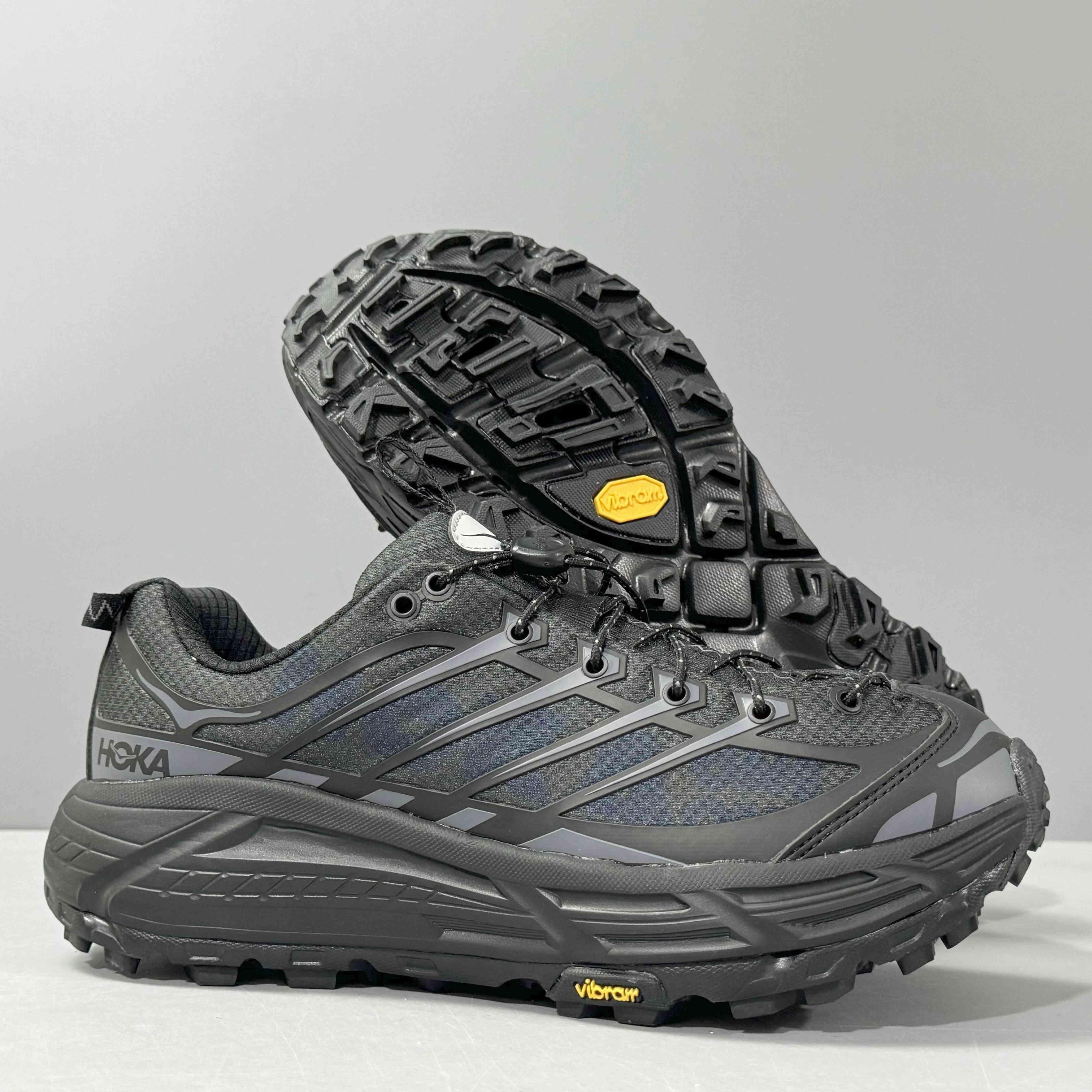 Hoka One One Mafate Three2 &