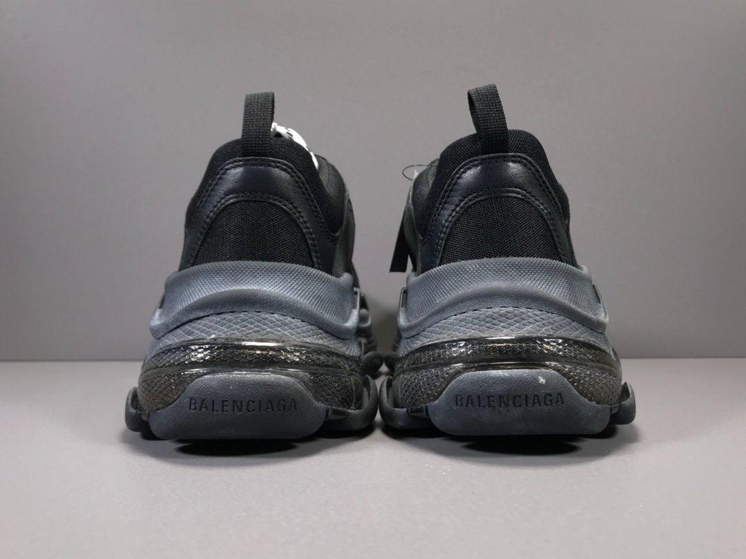 BALENCIAGA TRIPLE S SNEAKER