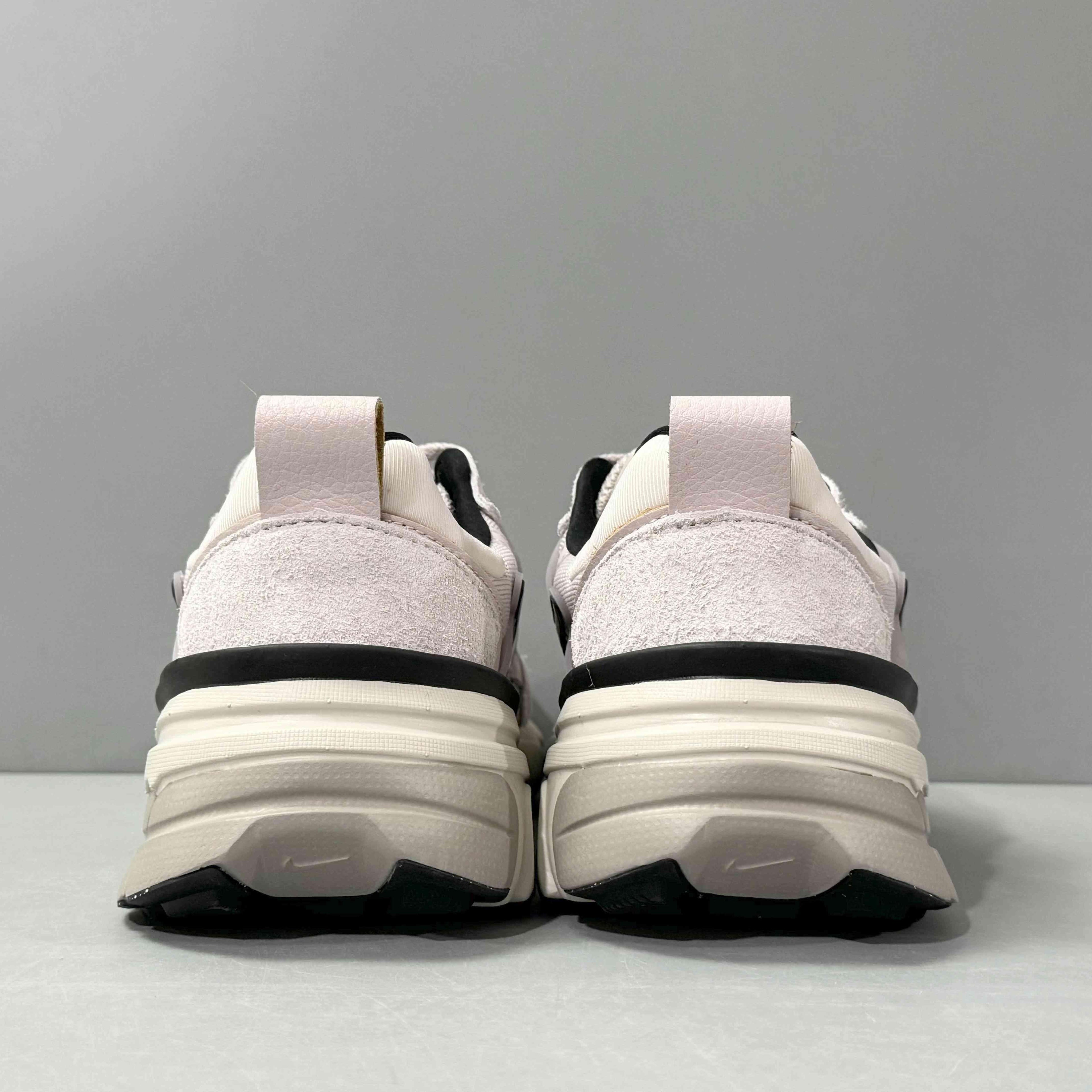 Nike V2K Run &