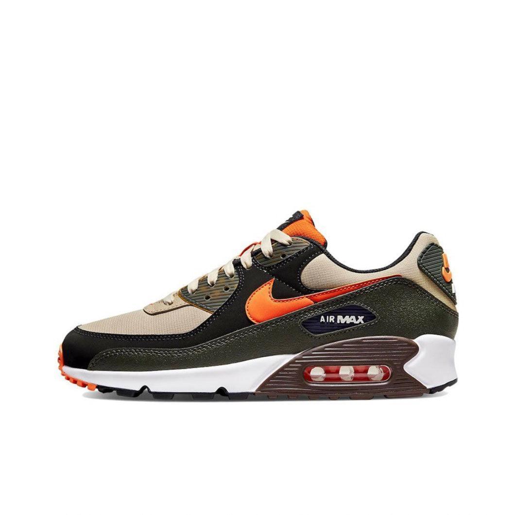 Nike Air Max 90 &