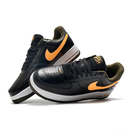 Nike Air Force 1 &