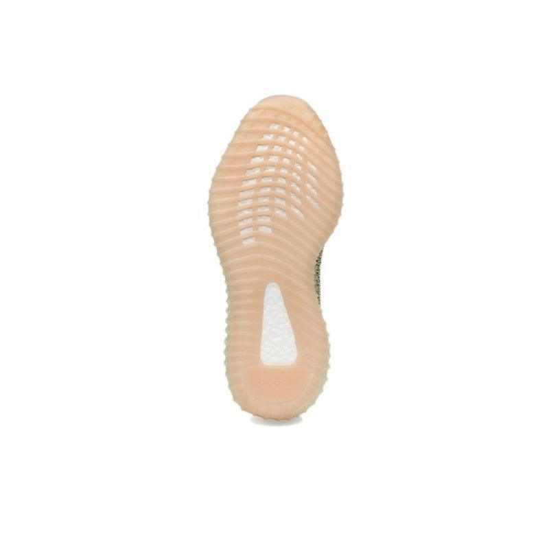 Yeezy Boost 350 V2 &