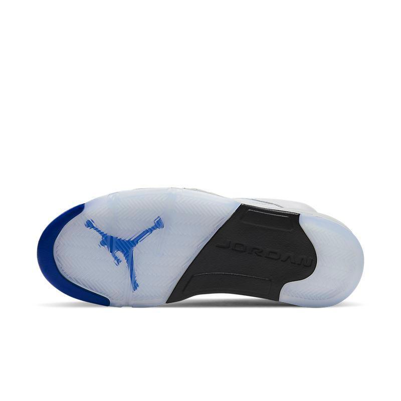 Air Jordan 5 Retro &