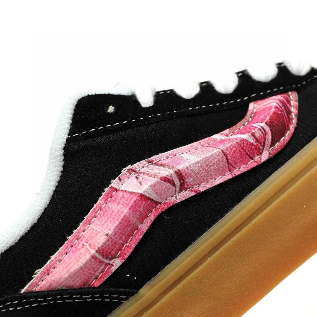 Peaches x Vans Vault Knu-Skool VR3 LX"Black Pink/Gum"