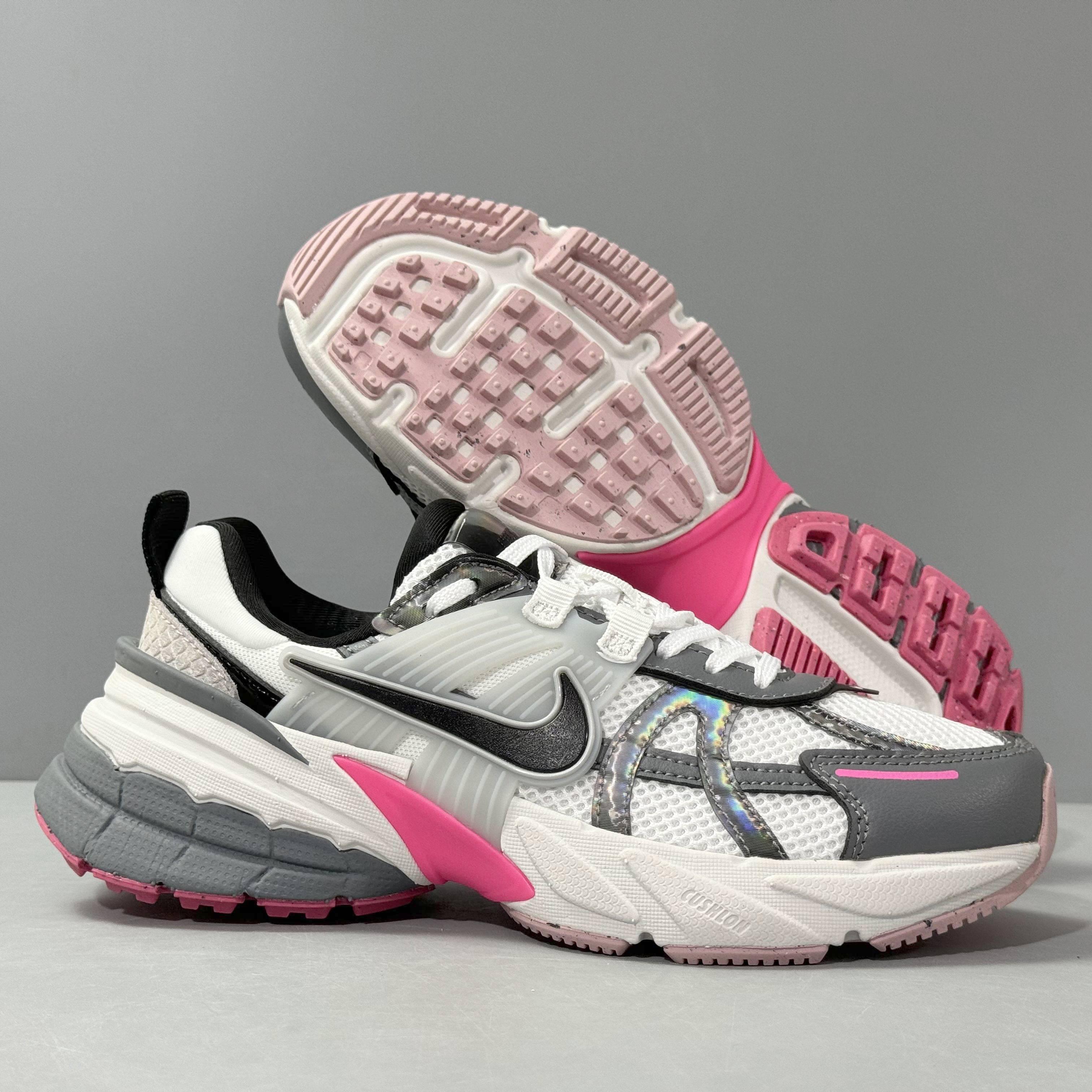 Nike V2K Run &