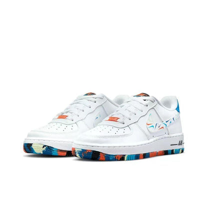 Nike Air Force 1 &