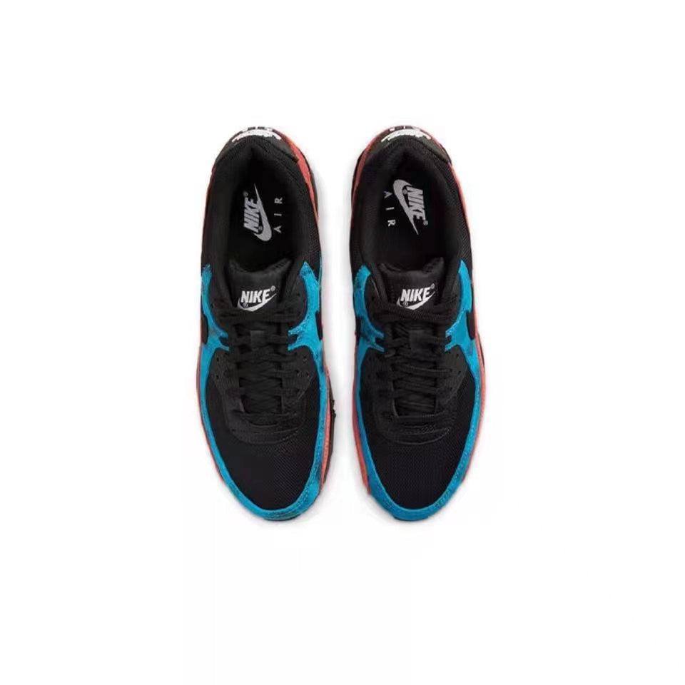 Nike Air Max 90 &