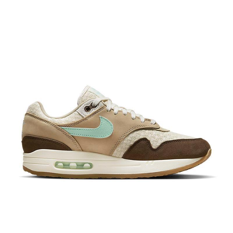 Nike Air Max 87 &