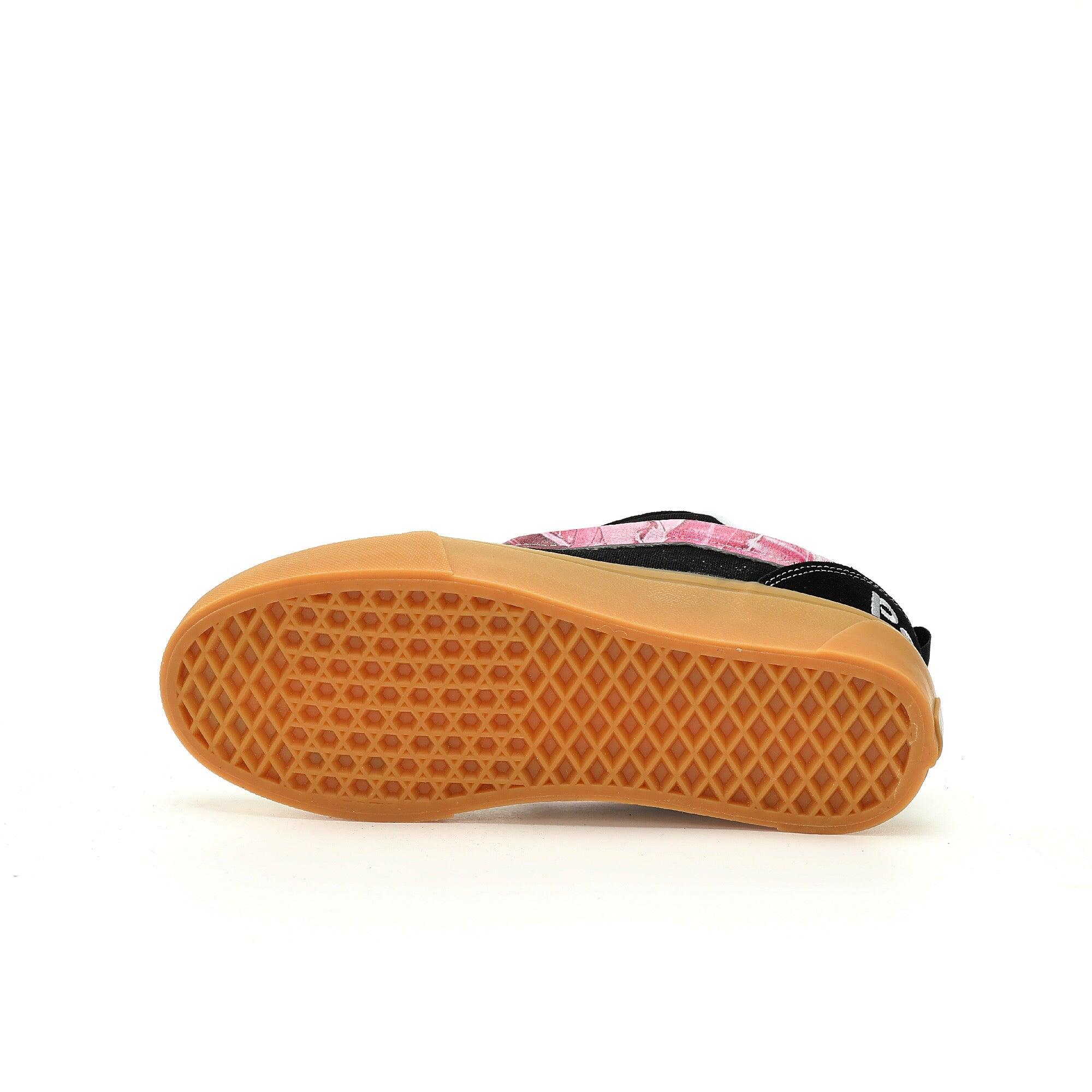 Peaches x Vans Vault Knu-Skool VR3 LX"Black Pink/Gum"