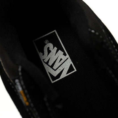 Vans Vault Knu-Skool VR3 LX "Black/Grey"