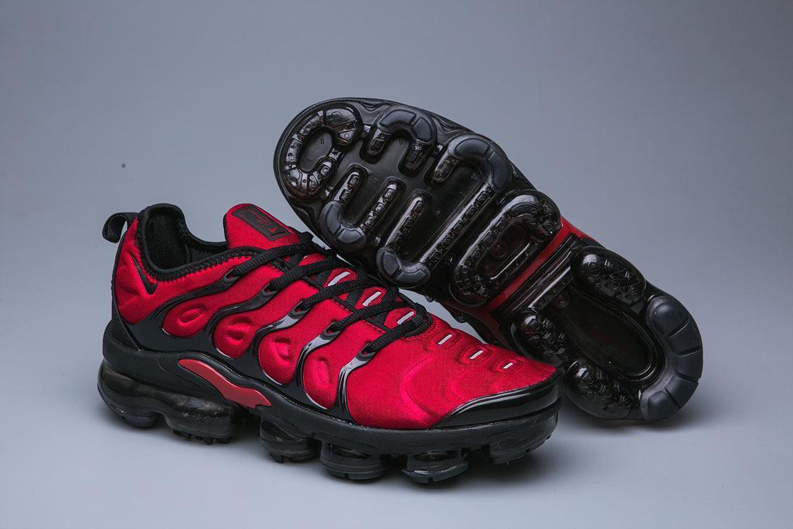 Nike Air VaporMax Plus &