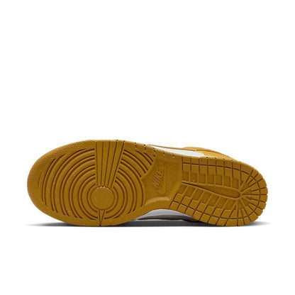 Nike Dunk Low &