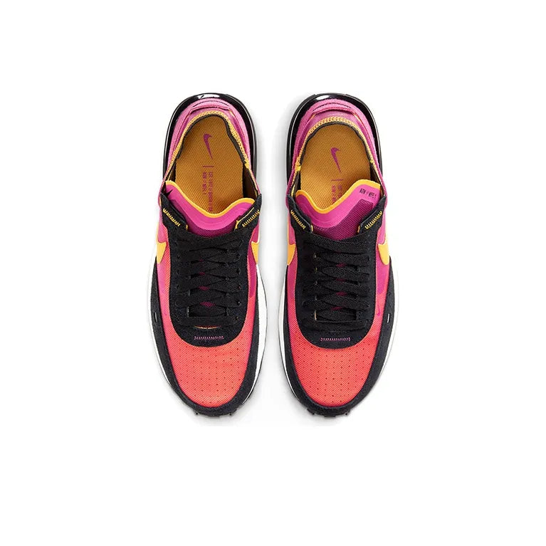 Nike Waffle One &