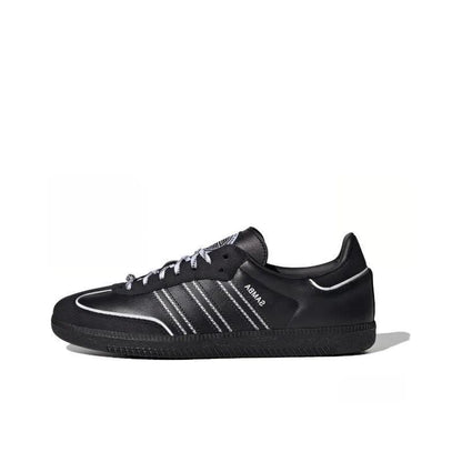 Adidas Originals Low CMFTable Versatile &