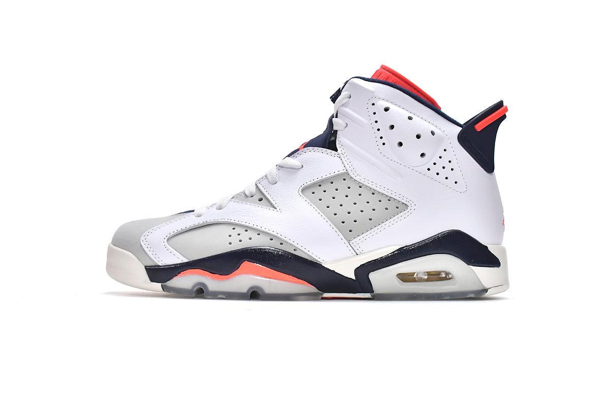 Air Jordan 6 Retro &