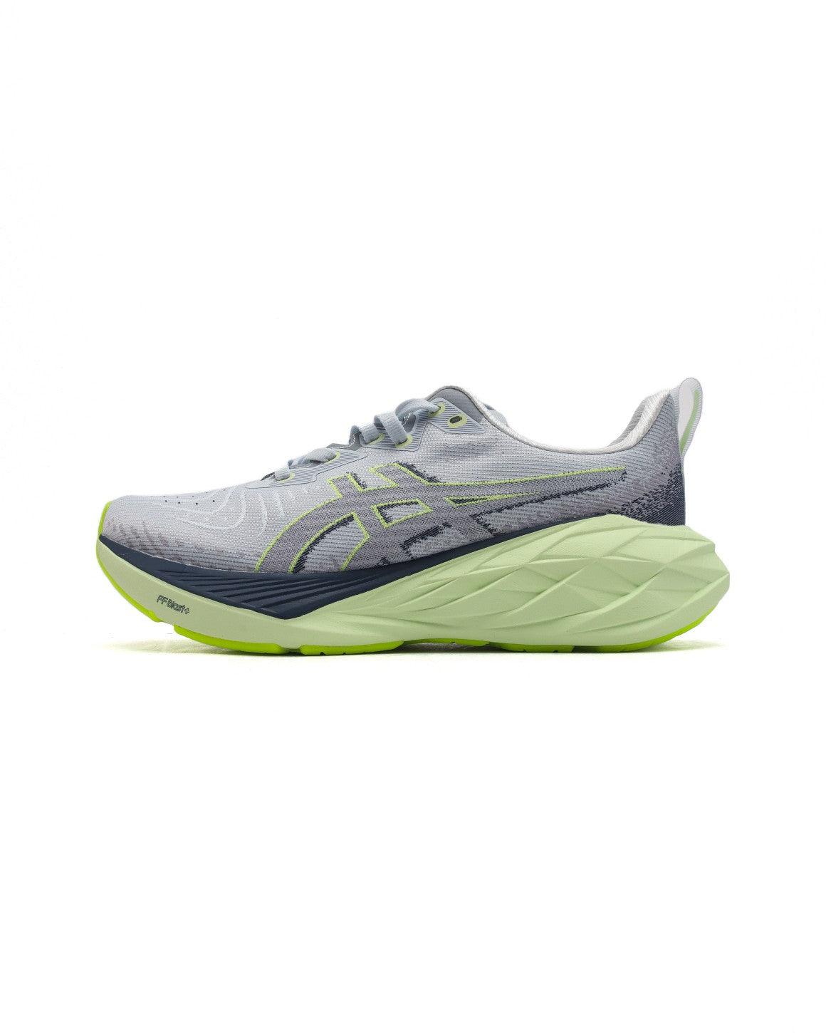 Asics Novablast 4 &