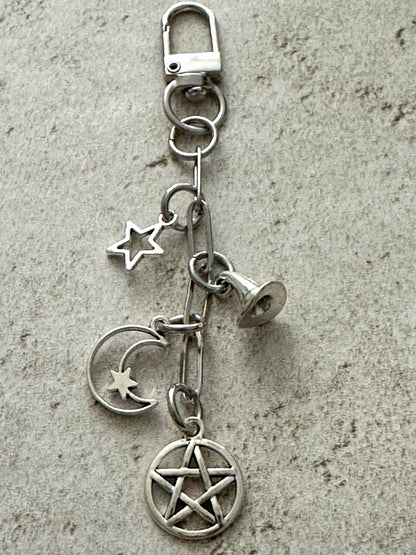 Witchy Bag Charm Keychain – Spooky Accessories for Witches, Goths &amp; Halloween Lovers