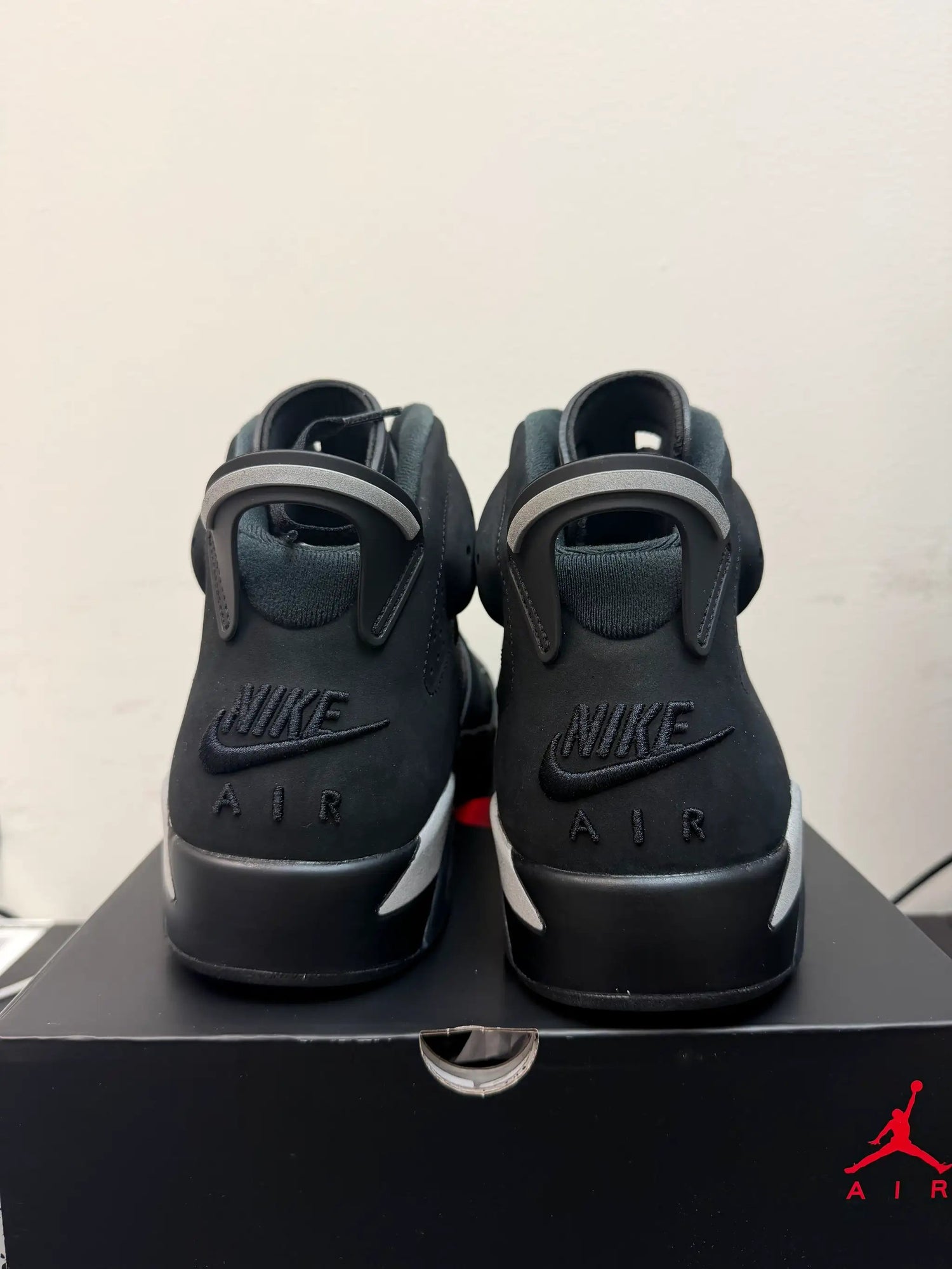 New Jordan 6 Retro Cap And Gown Ir2266-010 by Stvshbox