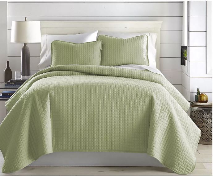 Southshore Fine Linens Oversized Lightweight Quilt &amp; Sham Set, Full/Queen, Green