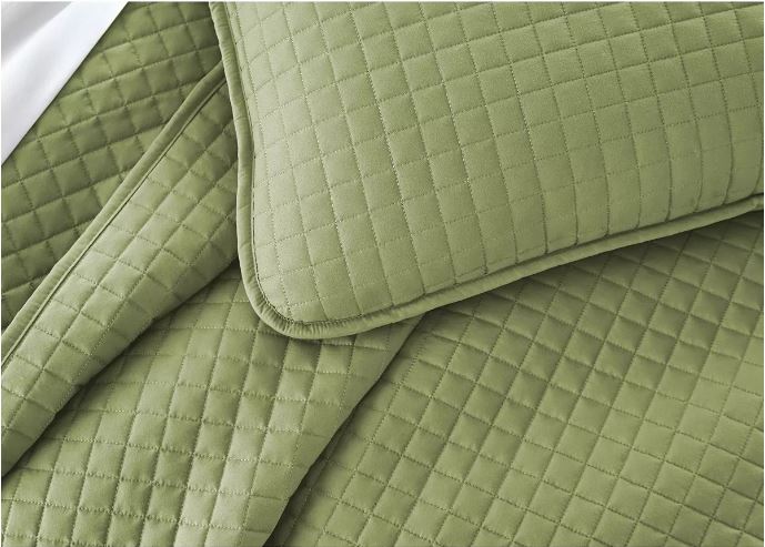 Southshore Fine Linens Oversized Lightweight Quilt &amp; Sham Set, Full/Queen, Green