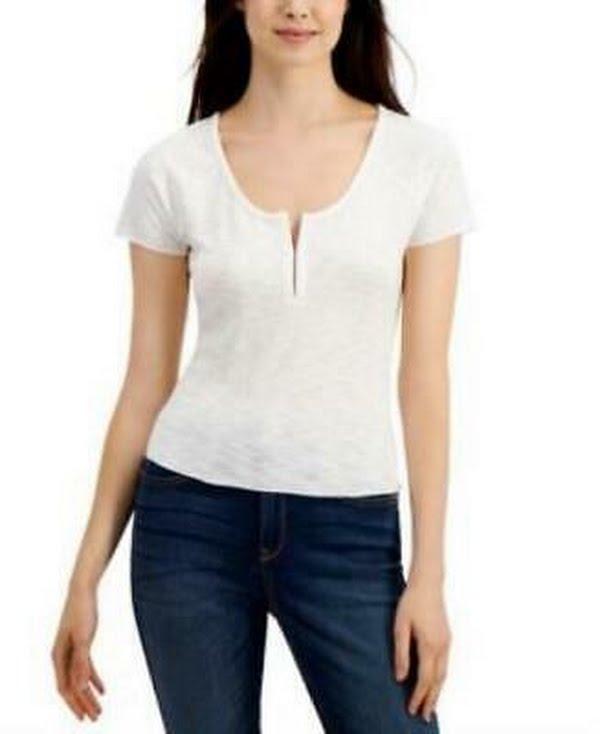 Freshman Juniors Textured Hook &amp; Eye Henley Top