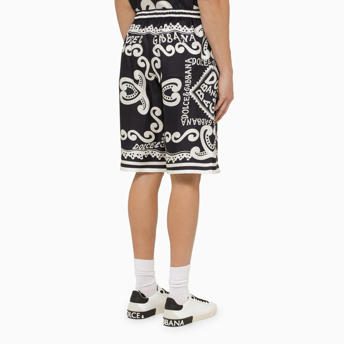 Dolce&amp;Gabbana Silk Bermuda With Navy Print