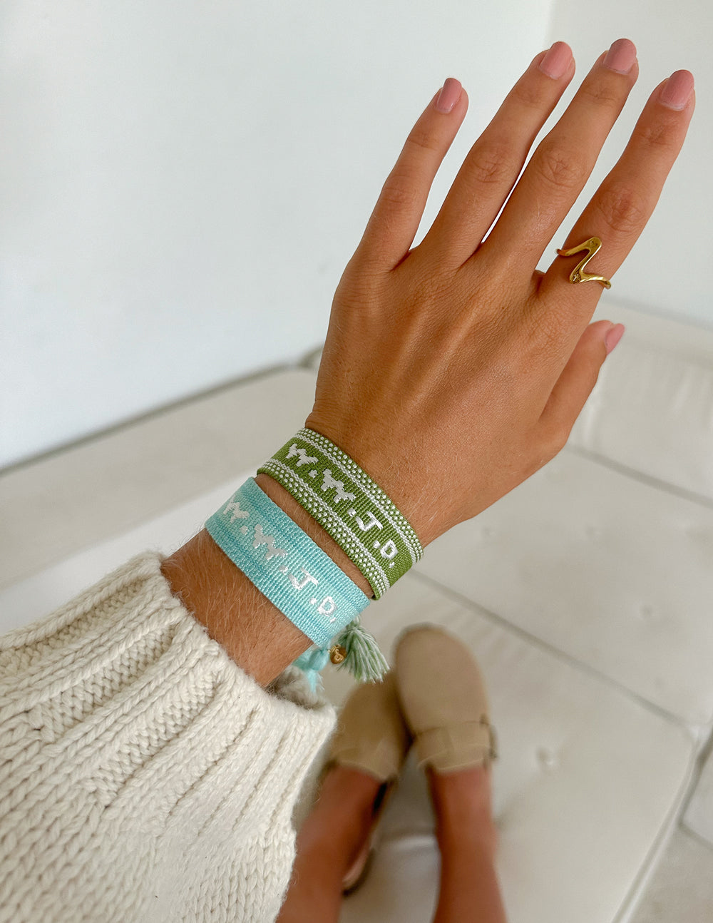 Green WWJD Embroidered Bracelet