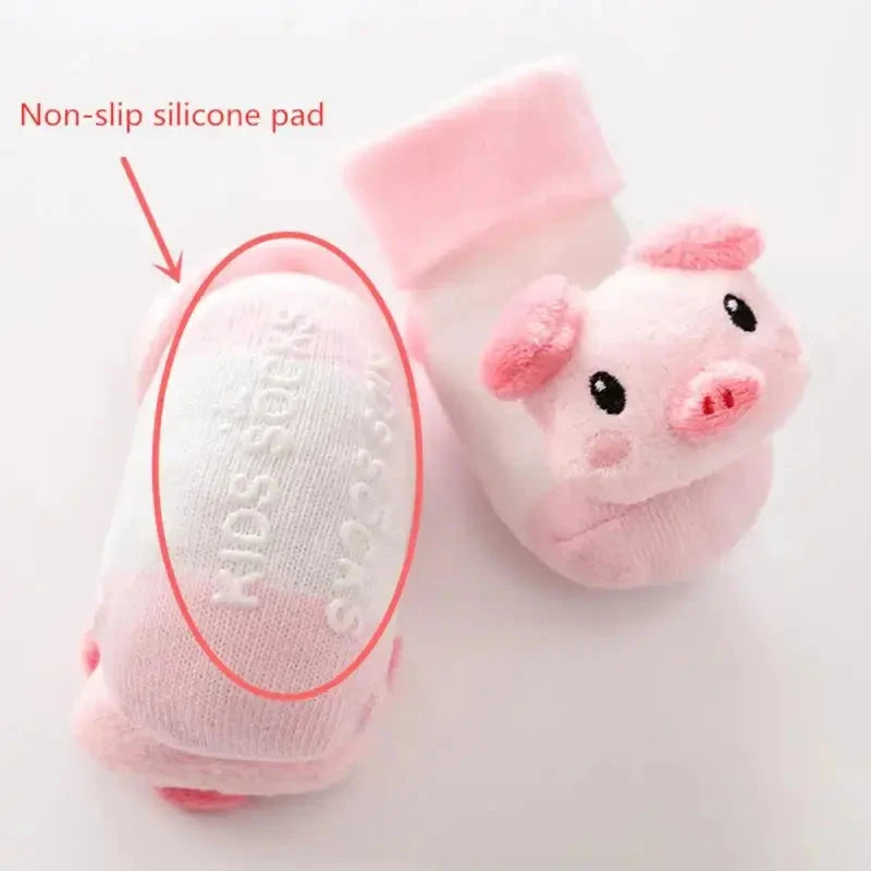 Cute cartoon baby anti-slip socks with rattle, warm cotton booties for newborn infants, suitable for boys and girls, autumn floor walkers.