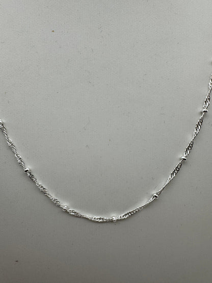 And Now This Silver Plated Box Link 18in Chain Necklace