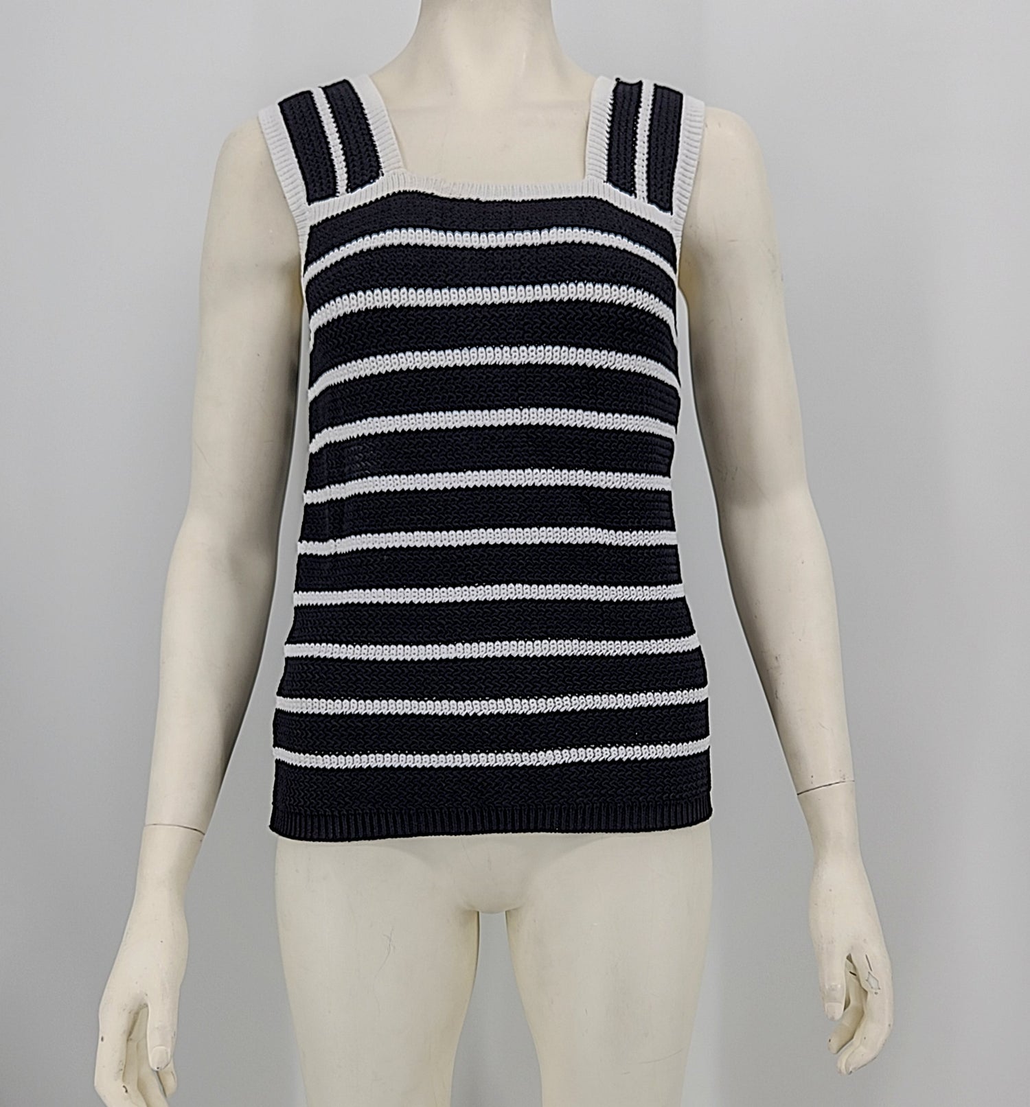 LOFT Women’s Black &amp; White Striped Lightweight Sweater Top Size Medium