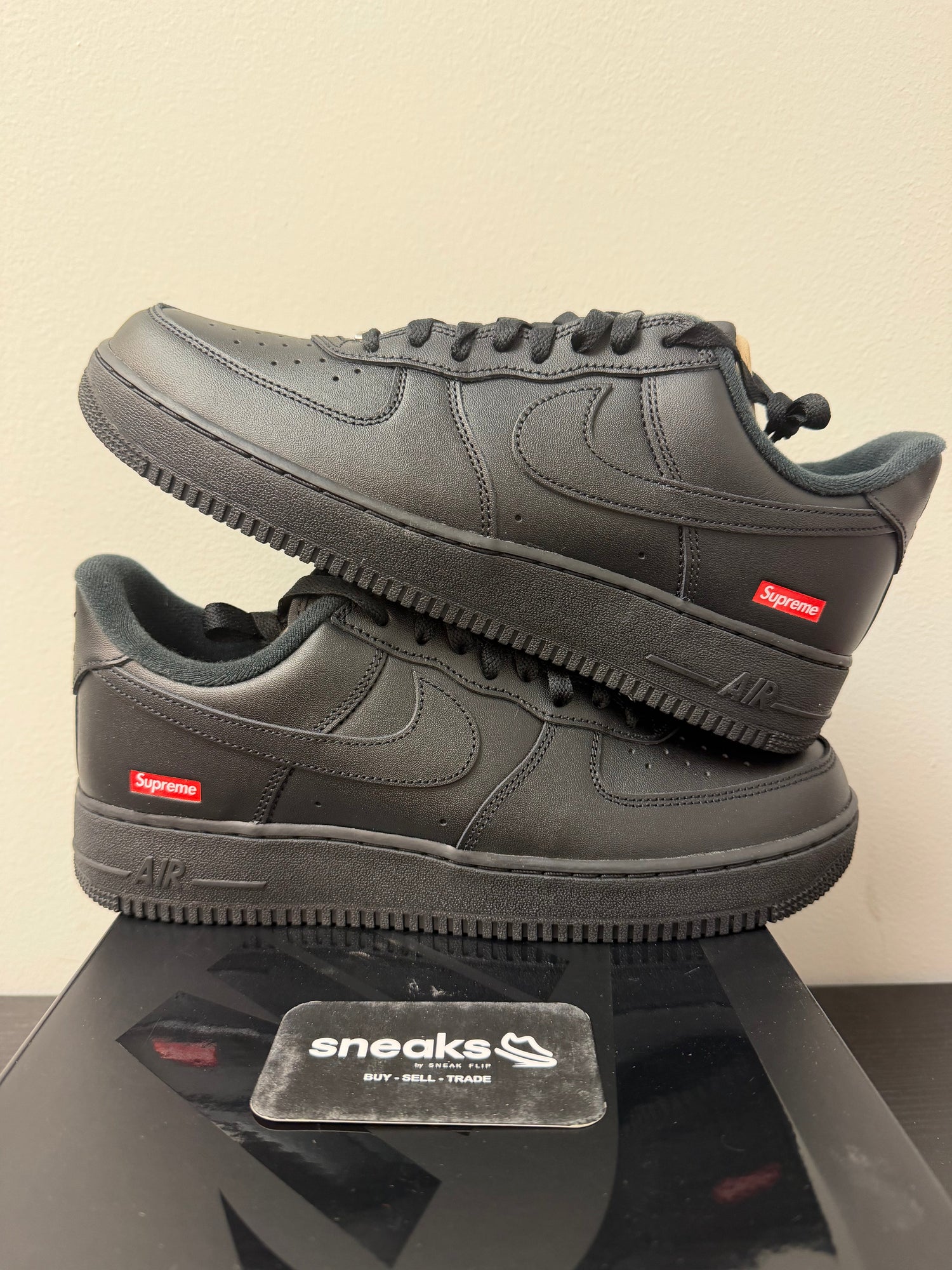 NEW Nike Air Force 1 Low Supreme Black CU9225-001