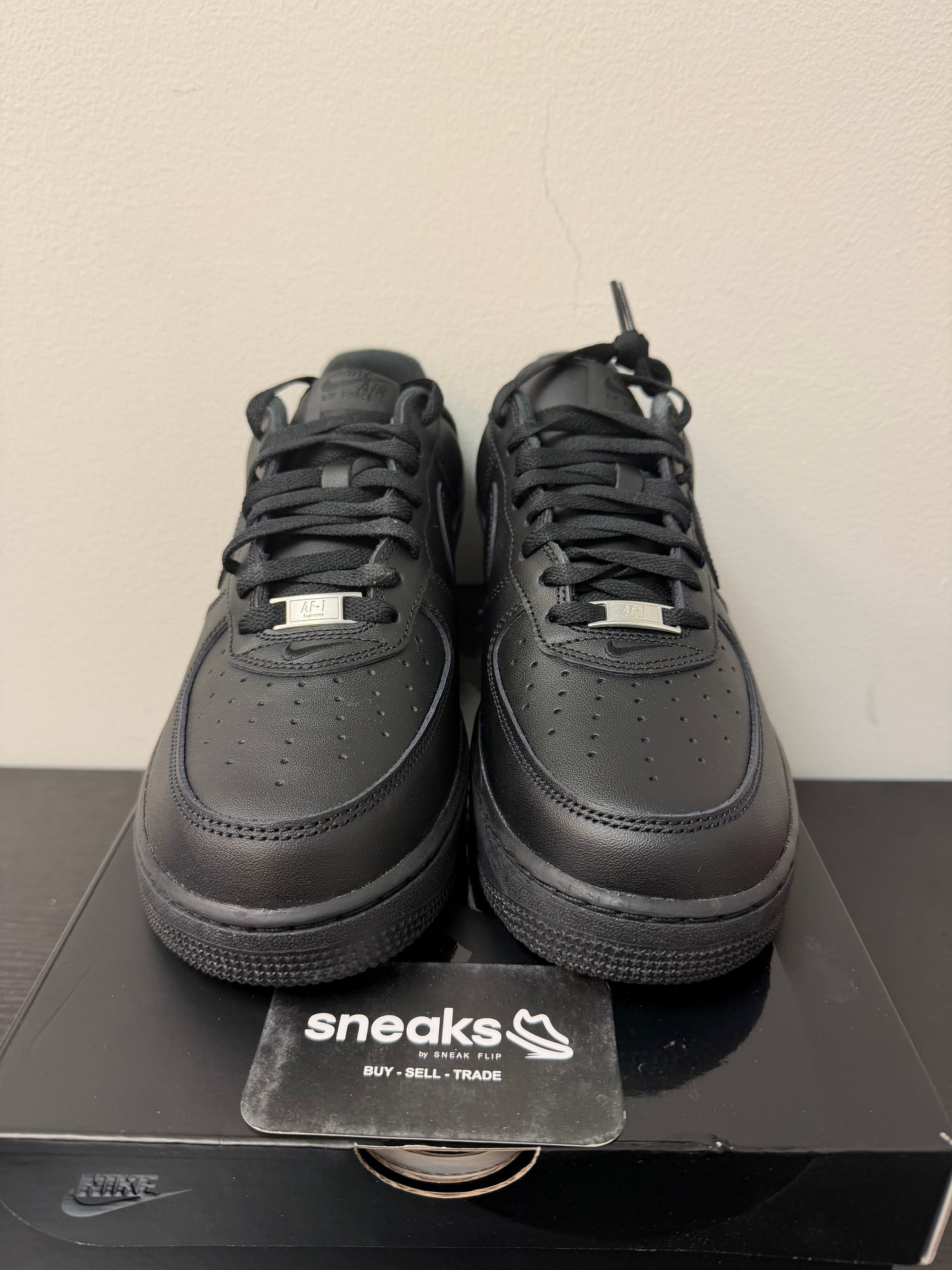 NEW Nike Air Force 1 Low Supreme Black CU9225-001
