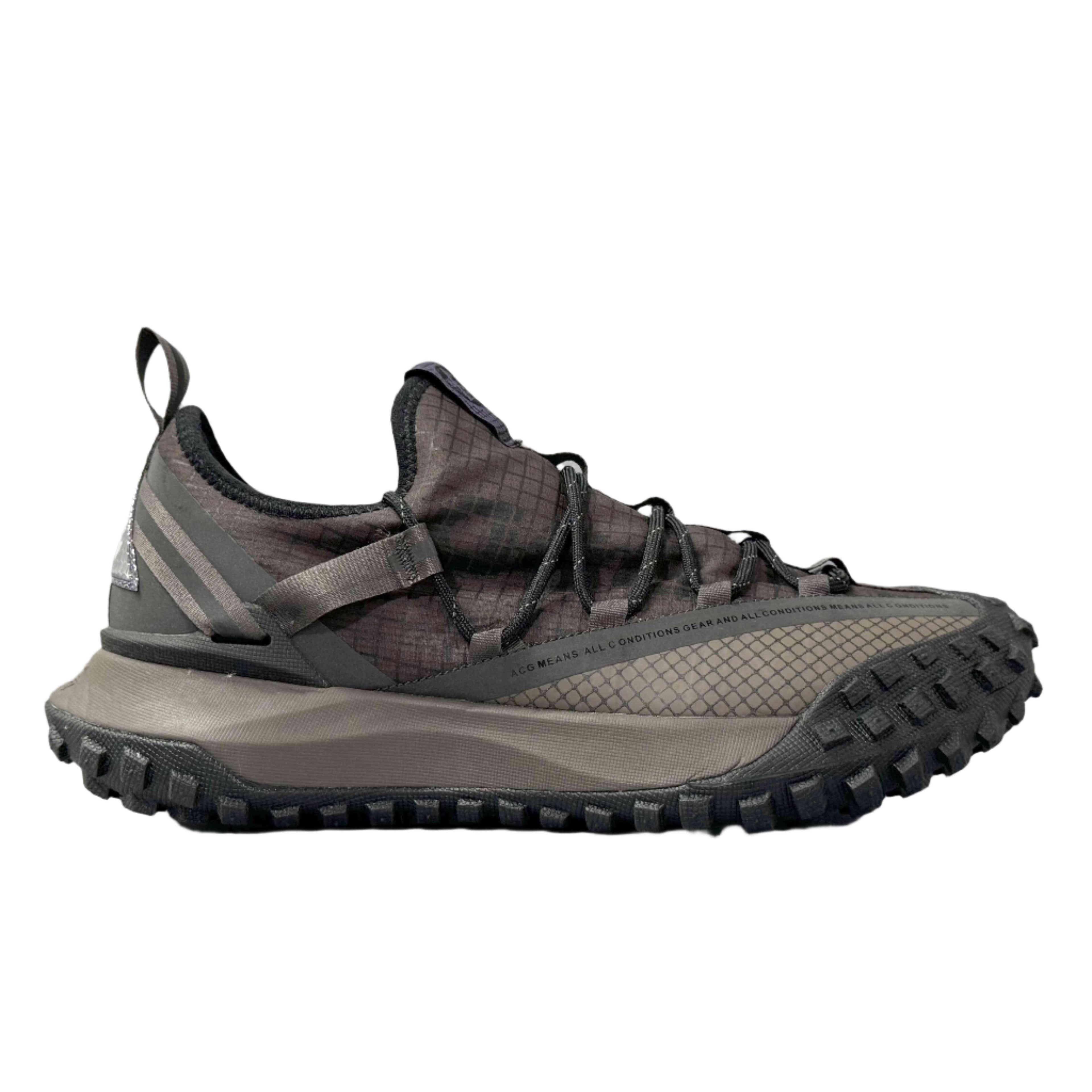 Nike ACG Mountain Fly Low &