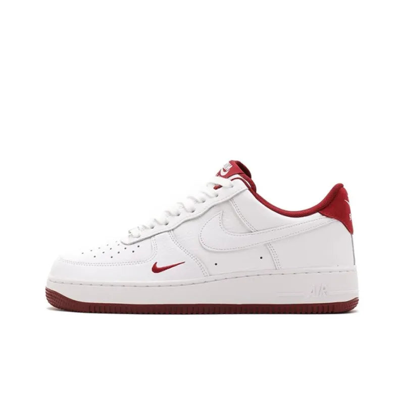 Nike Air Force 1 Low &