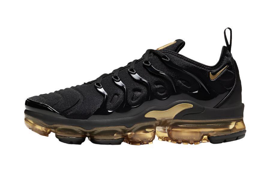 Nike Air VaporMax Plus &