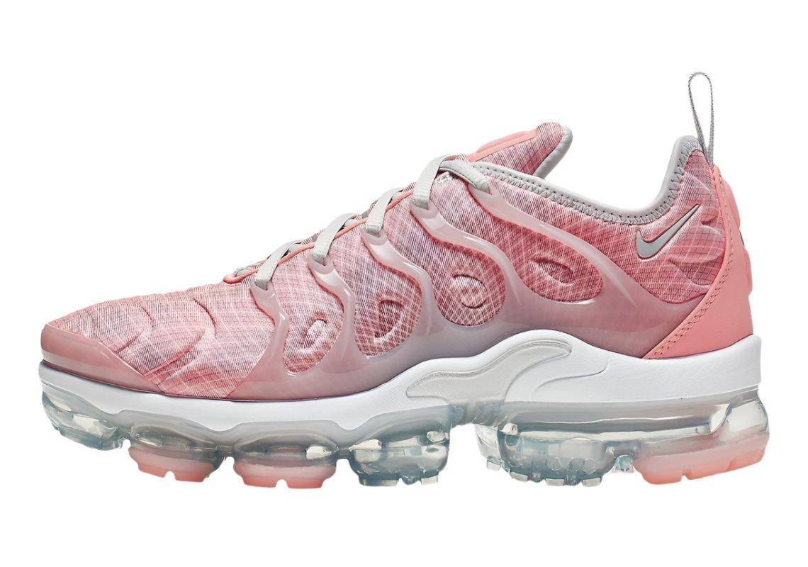 Nike Air VaporMax Plus &