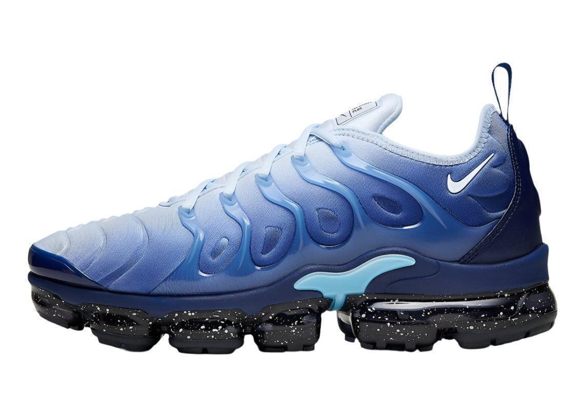 Nike Air VaporMax Plus &