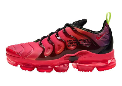 Nike Air VaporMax Plus &