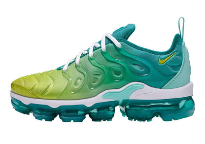 Nike Air VaporMax Plus &