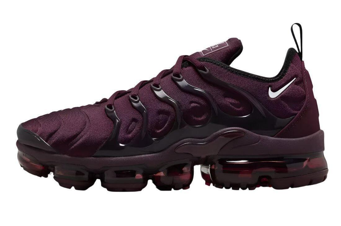Nike Air VaporMax Plus &