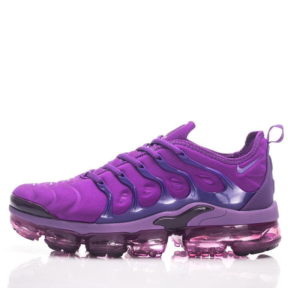 Nike Air Vapormax Plus &