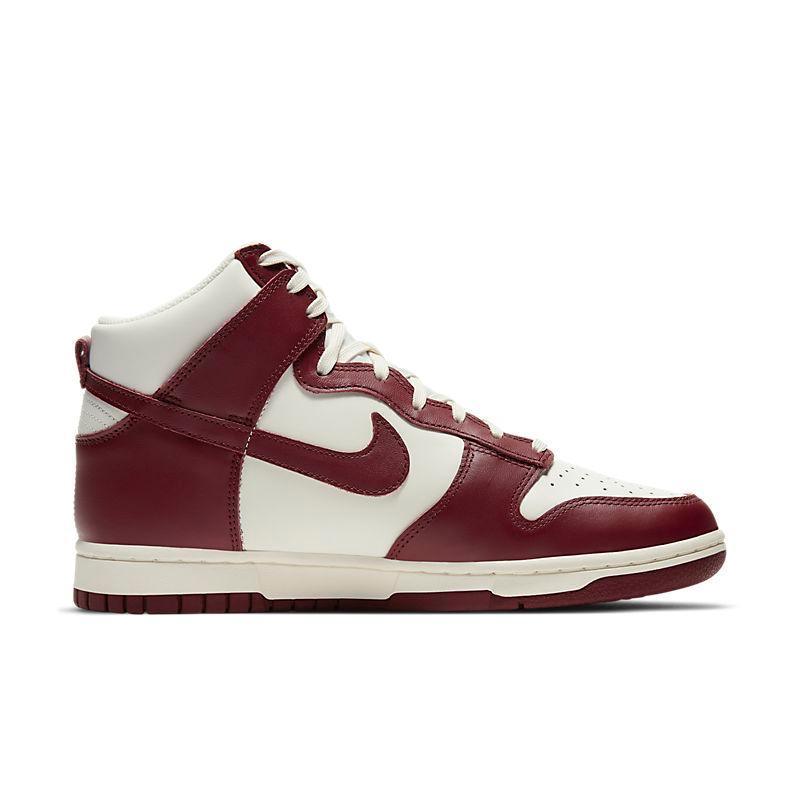 Nike Dunk High &