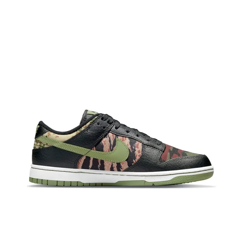 Nike Dunk Low &