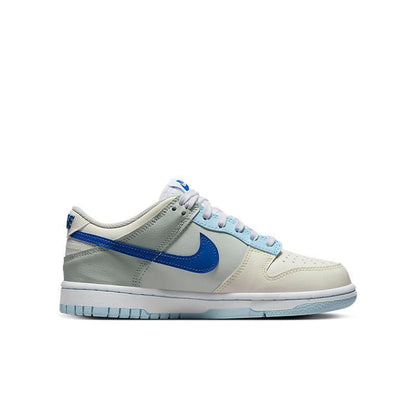 Nike Dunk Low &