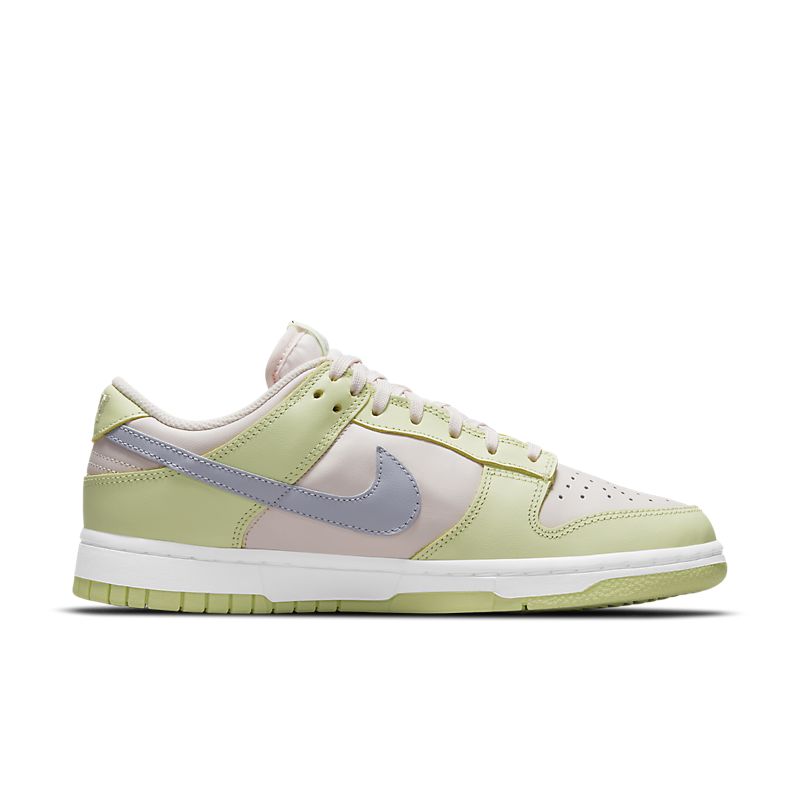 Nike Dunk Low &
